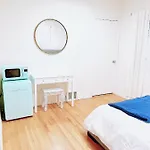 Private Room With En-Suite Bathroom And Private Entrance In A House